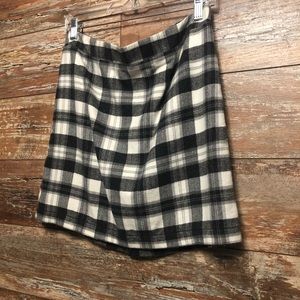 NWT American Eagle Plaid Skirt